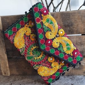 Accessoire Pochette colorée style INDIEN avec pompon