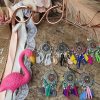 Collection EMMY - CHIC, IMPOSANTE, MAJESTUEUSE ET UNIQUE BOUCLES D 'OREILLES EMMY- Plumes, perles et tissage - différentes couleurs - Collection EMMY MARIAGE -
