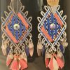 Collection CHANDA - Boucles d 'oreilles d'inspiration INDIENNE avec tissage au fil de jade, pompons, breloques - by l'atelier de moka